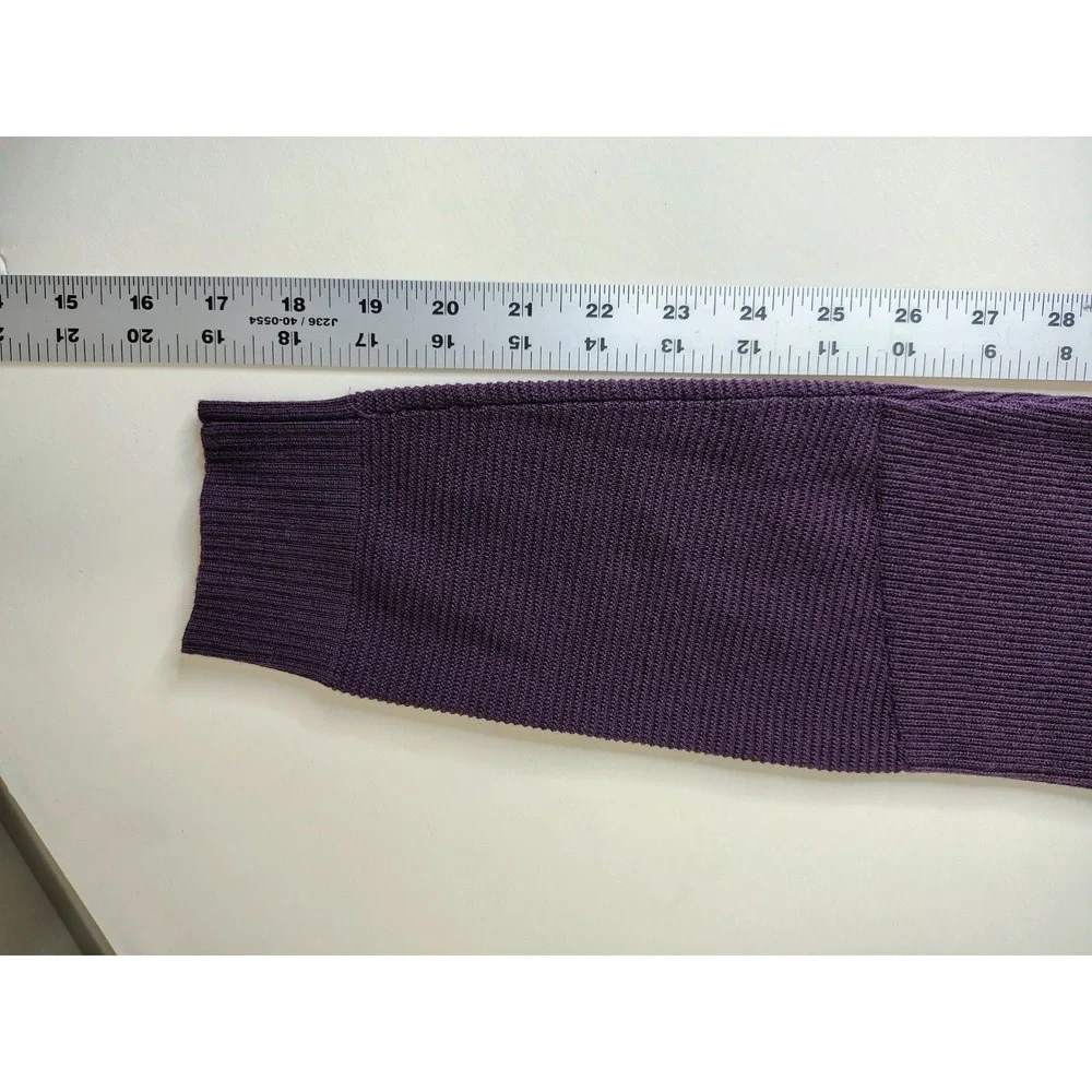 Lululemon simple wool crewneck pullover sweater Size 12